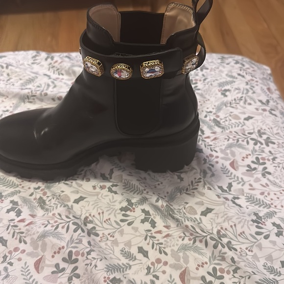 Black boots,size 8.5, gucci - Picture 11 of 12